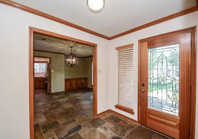 Photo 3 of Sale Pending at 5511 Nodaway Ln, Spring, TX 77379 | MLS# 75373240 | Listing updated on 2026-09-14