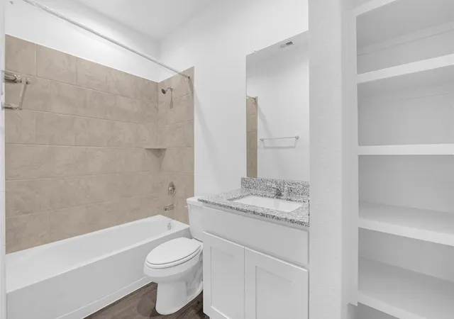 Photo 3 of Single family home for sale at 2028 Woodlark Way, Sealy, TX 77474 | MLS# 2945855 | Listing updated on 2026-08-05