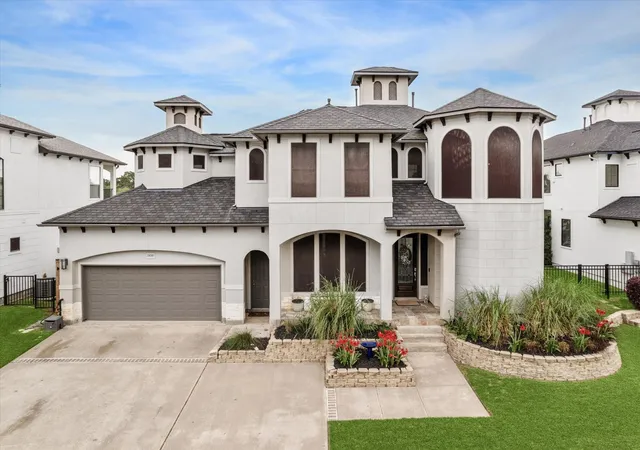 Photo 1 of Single family home for sale at 1830 Lakeside Dr, Seabrook, TX 77586 | MLS# 88979885 | Listing updated on 2026-09-19