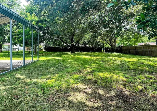 Photo 3 of Land for sale at 211 Hickory St, Sweeny, TX 77480 | MLS# 70537743 | Listing updated on 2026-06-22