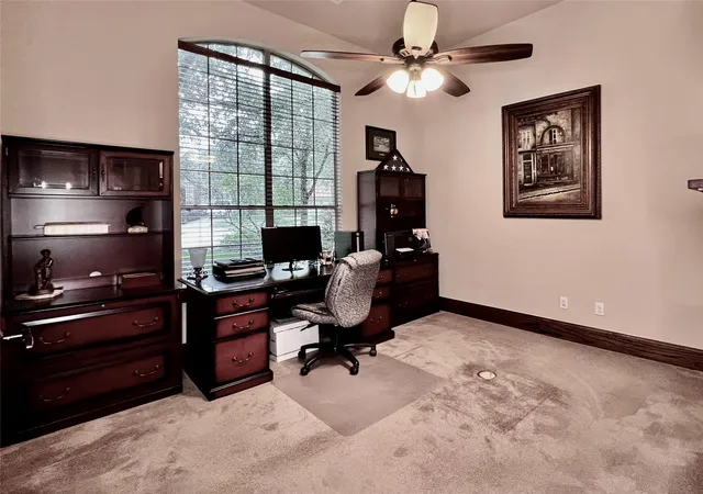 Photo 4 of Sale Pending at 6 Sheephorn Ct, Magnolia, TX 77354 | MLS# 2932967 | Listing updated on 2026-10-05