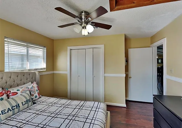 Photo 4 of Single family home for sale at 22104 Zapata Dr, Galveston, TX 77554 | MLS# 53840882 | Listing updated on 2026-09-03
