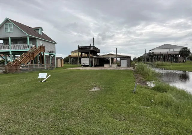 Land for sale at 947 S Selwyn Rd, Port Bolivar, TX 77650 | MLS# 43445722
