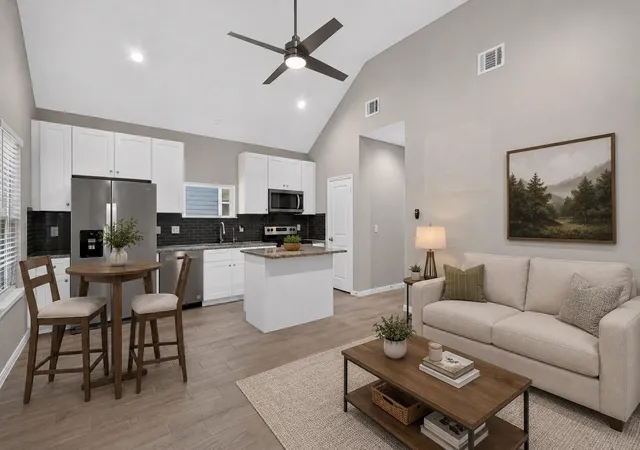 Photo 3 of Single family home for sale at 15772 Aspen, Montgomery, TX 77356 | MLS# 34479450 | Listing updated on 2026-09-05