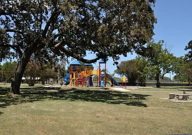 4th image of Lots 1-10 Blk 418 2Nd, Hempstead, TX 77445 | MLS# 12371611