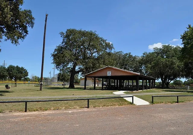 5th image of Lots 1-10 Blk 418 2Nd, Hempstead, TX 77445 | MLS# 12371611