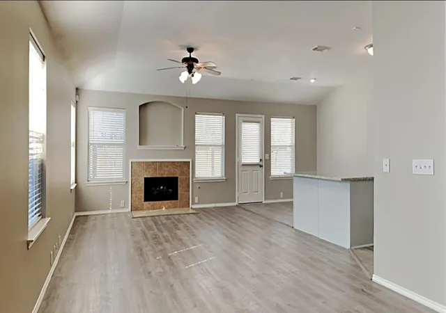3rd image of 2915 Bison Blf, Missouri City, TX 77459 | MLS# 6027059