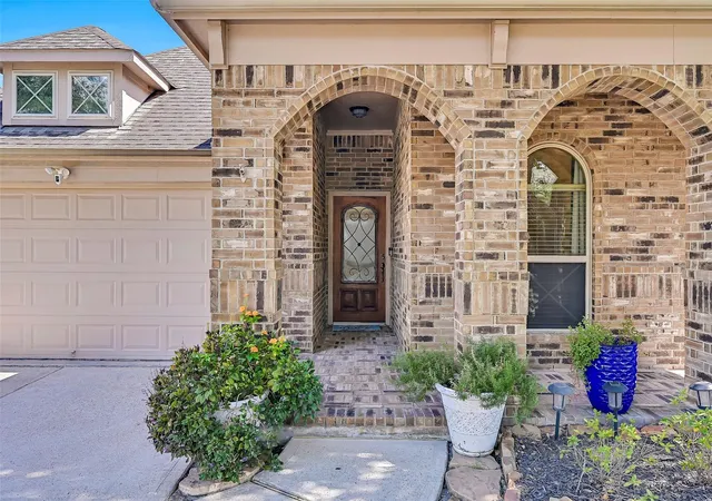 2nd image of 2622 Canyon Falls Dr, Manvel, TX 77578 | MLS# 43241083