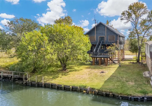 Photo 2 of Single family home for sale at 20215 Rio Villa Dr, Houston, TX 77049 | MLS# 21109274 | Listing updated on 2026-08-12