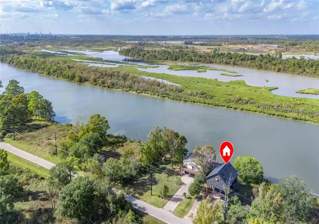 Photo 3 of Single family home for sale at 20215 Rio Villa Dr, Houston, TX 77049 | MLS# 21109274 | Listing updated on 2026-08-12