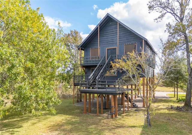 Photo 4 of Single family home for sale at 20215 Rio Villa Dr, Houston, TX 77049 | MLS# 21109274 | Listing updated on 2026-08-12