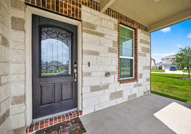 5th image of 1115 Cloverdale Dr, Rosharon, TX 77583 | MLS# 874806