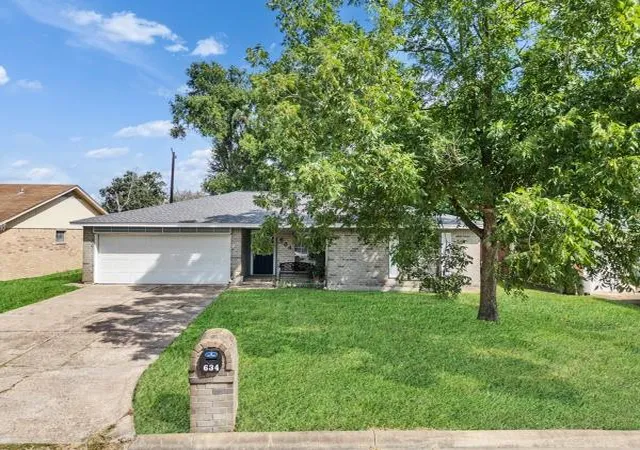 Homes for sale in Houston, TX | 634 Bright Penny Ln, Houston, TX 77015 | MLS# 40447050