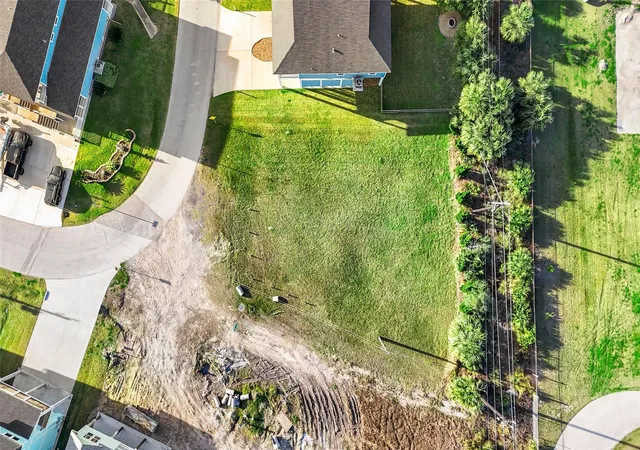 4th image of 3935 Laguna Dr, Galveston, TX 77554 | MLS# 57398141