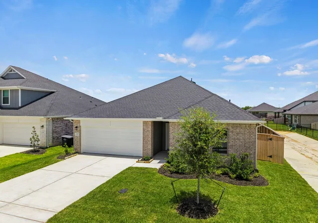 26th image of 243 Magnolia Laurel Dr, Alvin, TX 77511 | MLS# 6492007