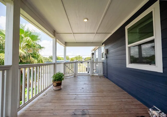 Photo 4 of Single family home for sale at 6902 Ave P, Galveston, TX 77551 | MLS# 74381264 | Listing updated on 2026-09-18