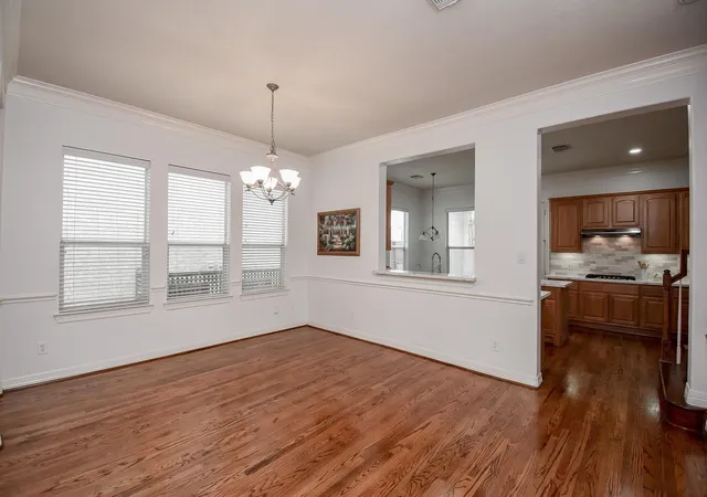 5th image of 155 White Dr, Bellaire, TX 77401 | MLS# 94112708
