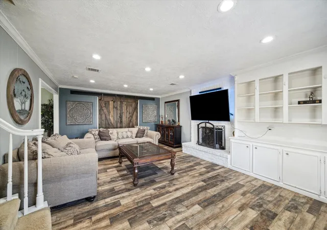 Photo 3 of Single family home for sale at 5502 Enchanted Timbers, Humble, TX 77346 | MLS# 61785081 | Listing updated on 2026-09-20