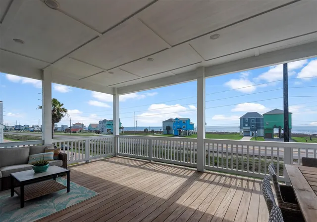 5th image of 23004 Verano Dr, Galveston, TX 77554 | MLS# 24175266