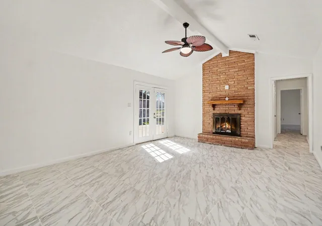 4th image of 11219 Sagehill Dr, Houston, TX 77089 | MLS# 40978284