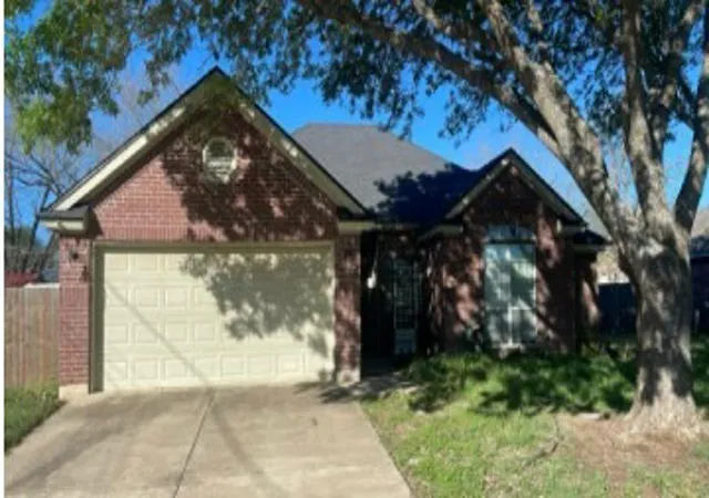 Homes for sale in Lexington, TX | 635 Yegua Dr, Lexington, TX 78947 | MLS# 76183127