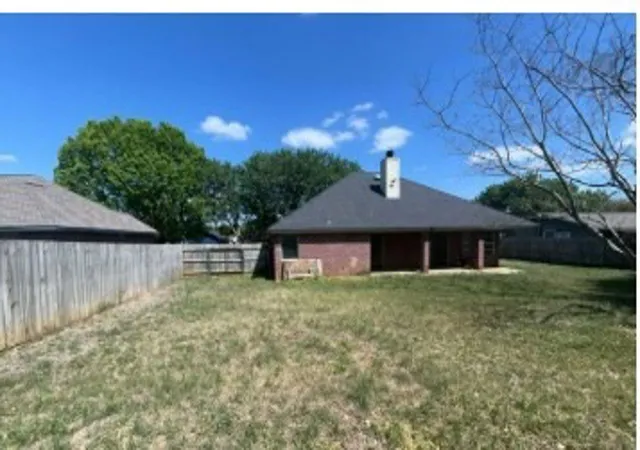 Homes for sale in Lexington, TX | 635 Yegua Dr, Lexington, TX 78947 | MLS# 76183127