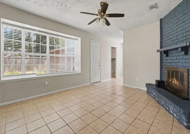 Photo 3 of Single family home for sale at 4423 Rosegate Dr, Spring, TX 77373 | MLS# 67766040 | Listing updated on 2026-08-20