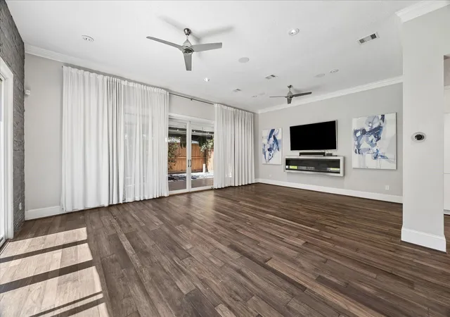 3rd image of 14855 Perthshire Rd, Houston, TX 77079 | MLS# 36133063