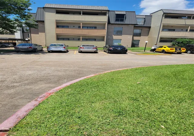 1st image of 8425 Hearth Dr #25, Houston, TX 77054 | MLS# 14383165