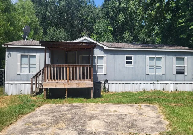 Photo 1 of Single family home for sale at 17906 Alexandria Dr, Conroe, TX 77302 | MLS# 20396812 | Listing updated on 2026-09-07