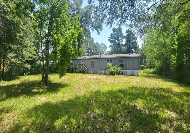 Photo 3 of Single family home for sale at 17906 Alexandria Dr, Conroe, TX 77302 | MLS# 20396812 | Listing updated on 2026-09-07