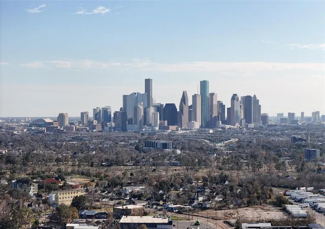 10th image of 3310 Cavalcade St, Houston, TX 77026 | MLS# 27184729
