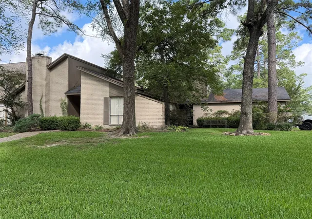Photo 3 of Single family home for sale at 13915 Jaycreek Ct, Houston, TX 77070 | MLS# 74662912 | Listing updated on 2026-07-17