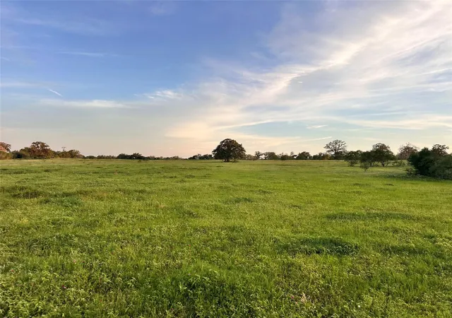 Homes for sale in Waelder, TX | 000 Hwy 97, Waelder, TX 78959 | MLS# 97387351