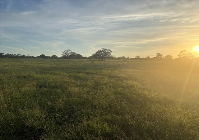 Homes for sale in Waelder, TX | 000 Hwy 97, Waelder, TX 78959 | MLS# 97387351