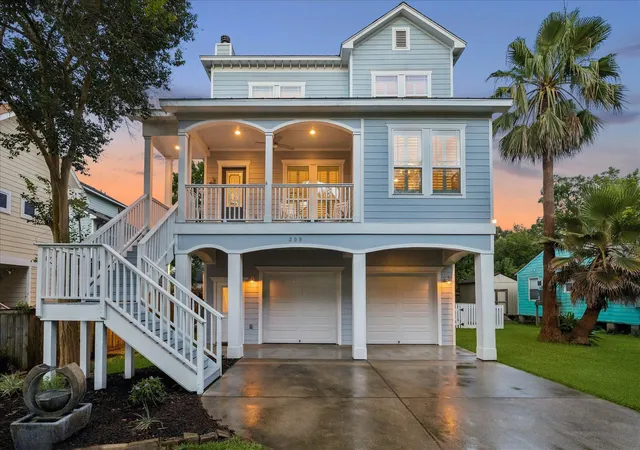 1st image of 209 Queen Rd, Kemah, TX 77565 | MLS# 95240635
