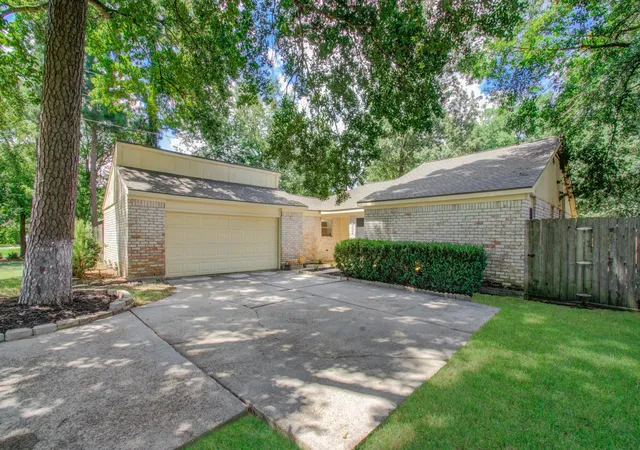 Photo 1 of Single family home for sale at 25223 Lynbriar Ln, Spring, TX 77373 | MLS# 64469495 | Listing updated on 2026-08-30