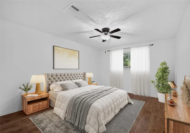 Photo 3 of Single family home for sale at 25223 Lynbriar Ln, Spring, TX 77373 | MLS# 64469495 | Listing updated on 2026-08-30