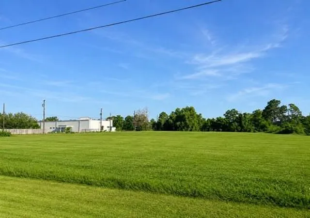 Photo 3 of Land for sale at 13203 Walker St, Santa Fe, TX 77510 | MLS# 73757520 | Listing updated on 2026-07-31