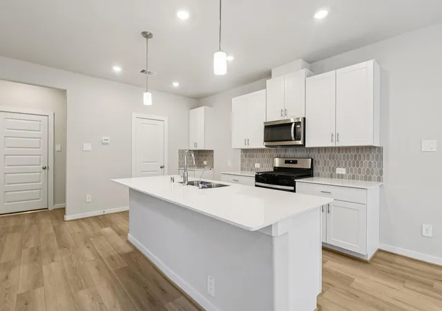2nd image of 4214 Pine Springs Ct, Missouri City, TX 77459 | MLS# 60054359