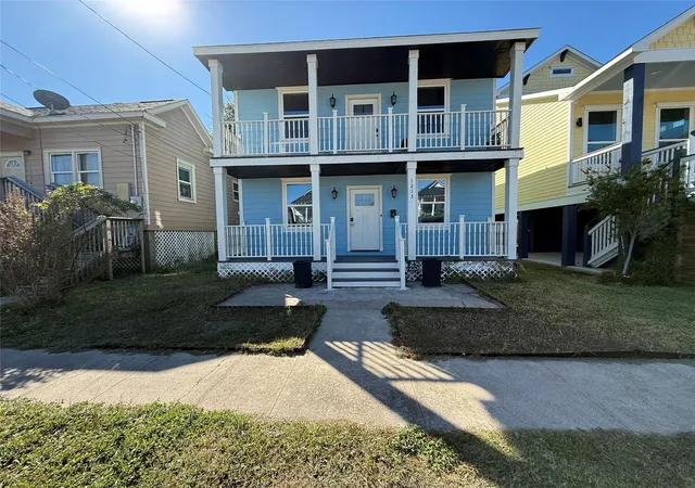 Homes for sale in Galveston, TX | 1213 32nd St, Galveston, TX 77550 | MLS# 56650654