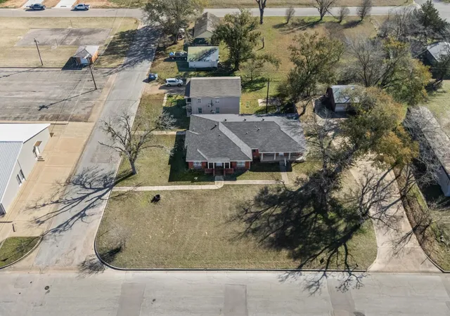47th image of 1106 5th St, Hempstead, TX 77445 | MLS# 82379736
