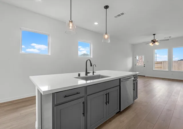 Photo 3 of Single family home for sale at 21635 Foxes Trove Trl, Magnolia, TX 77355 | MLS# 84208472 | Listing updated on 2026-09-21