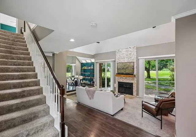 3rd image of 3716 Masters Ct, League City, TX 77573 | MLS# 56865077