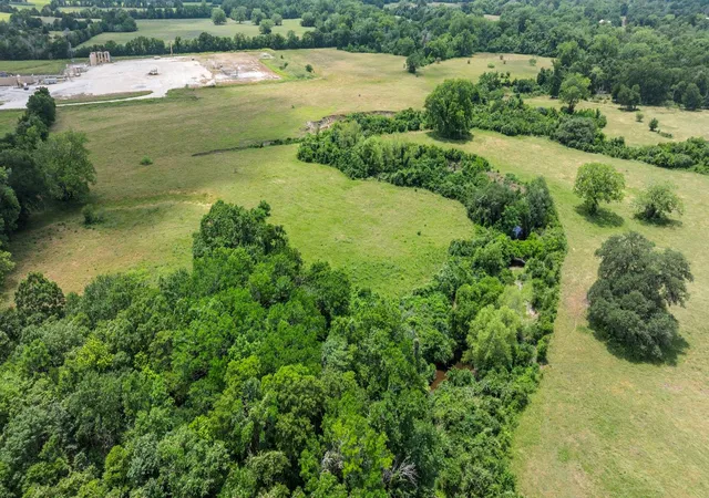 Homes for sale in Fayetteville, TX | 1268 Stokes Rd, Fayetteville, TX 78950 | MLS# 1088921