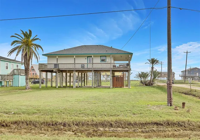Homes for sale in Freeport, TX | 818 Sea Shell Dr, Freeport, TX 77541 | MLS# 5680582