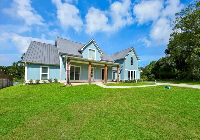 Photo 2 of Single family home for sale at 130 Quiet Springs Trl, Willis, TX 77378 | MLS# 37482043 | Listing updated on 2026-09-01