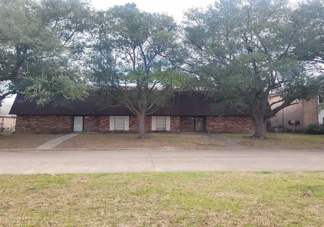 1st image of 3106 Oakmont Dr, Orange, TX 77630 | MLS# 87551069