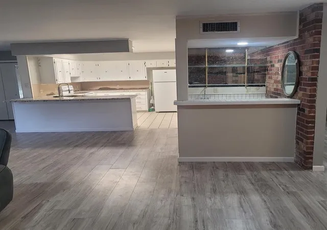 image of 3106 Oakmont Dr, Orange, TX 77630 | MLS# 87551069
