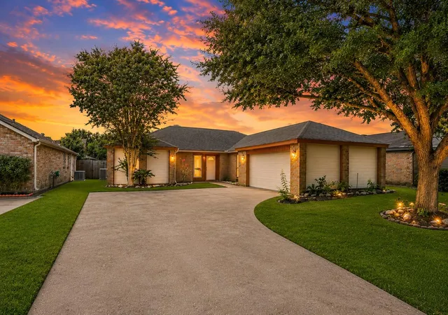 Photo 1 of Sale Pending at 4805 Whispering Fls Dr, Houston, TX 77084 | MLS# 51179355 | Listing updated on 2026-09-13